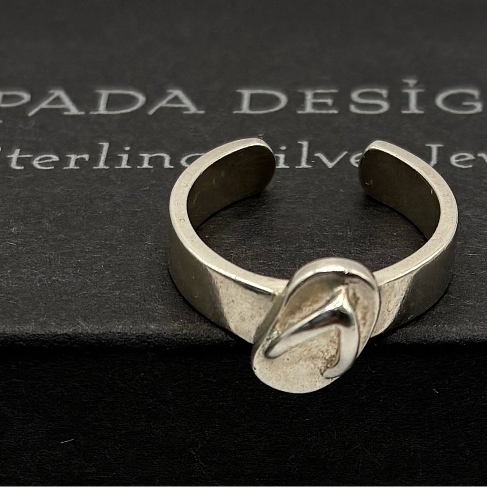 Silpada 925 Toe Ring with Flip Flop Accent. Retired 01730 - Picture 5 of 5